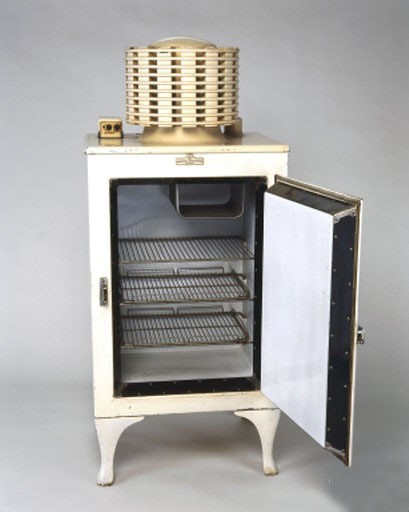 من وأين اخترع الثلاجة والبلدان المنتجة لنماذج الثلاجة الشعبية