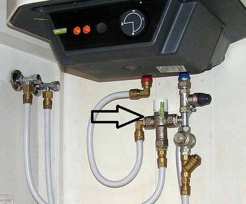 La caldera no extrae agua, el agua caliente se agota rápidamente o no fluye, presión de agua débil
