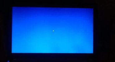 Što učiniti ako laptop ima plavi ili plavi ekran