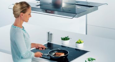 Επισκόπηση: πώς να ελέγξετε την κουκούλα στην κουζίνα